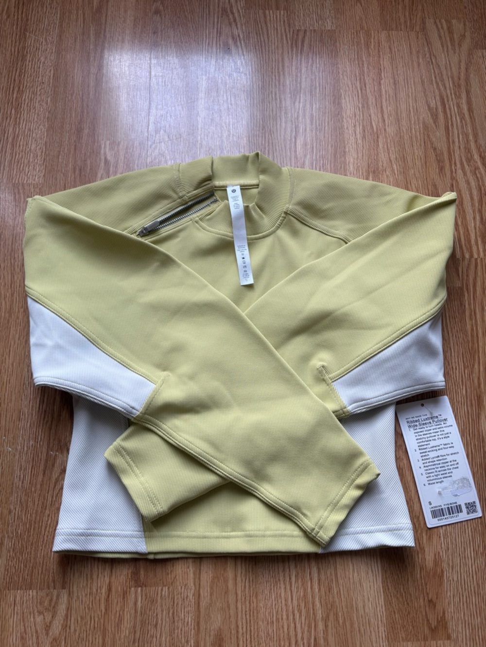 NWT Lululemon ribbed luxtreme wide-sleeve pullover women size s